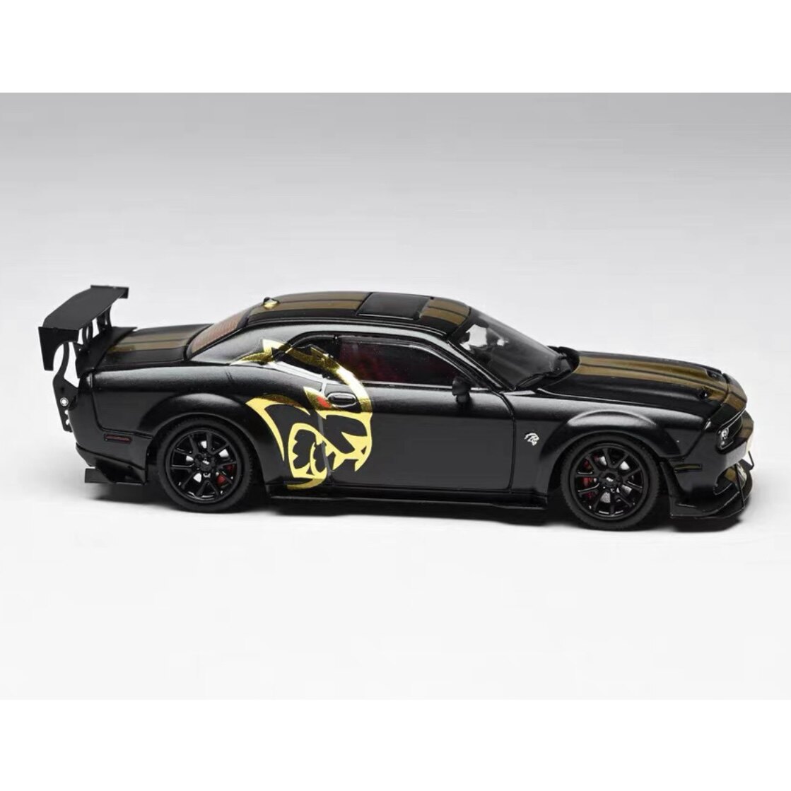 ダイキャスト SH 1:64スケール ダッジ・チャレンジャー - Die Cast Car 1 64 のレビューと価格